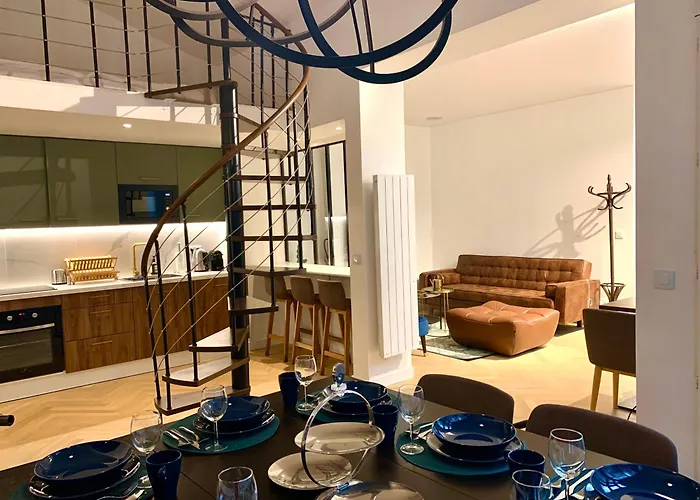 Charming Loft Style Appartment In Center Of Marais